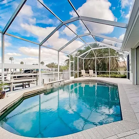 Water View Wonder Villa